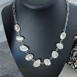 Elegant Silver Necklace with Crystal Accents